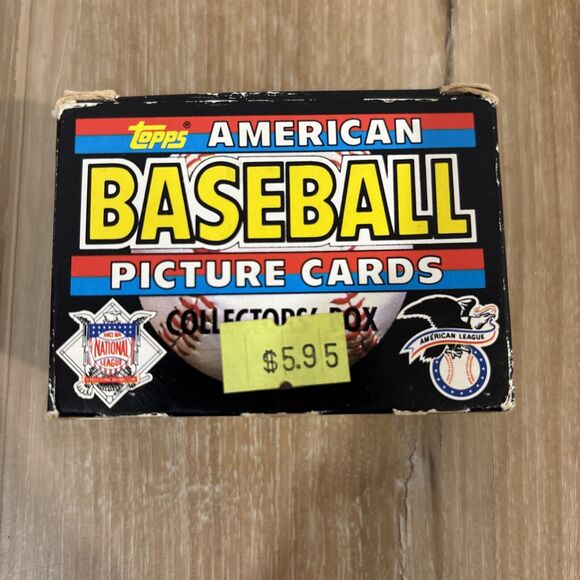 Topps American Baseball Picture Cards Collectors Box Brand New Open Box 88 Cards - Picture 1 of 8